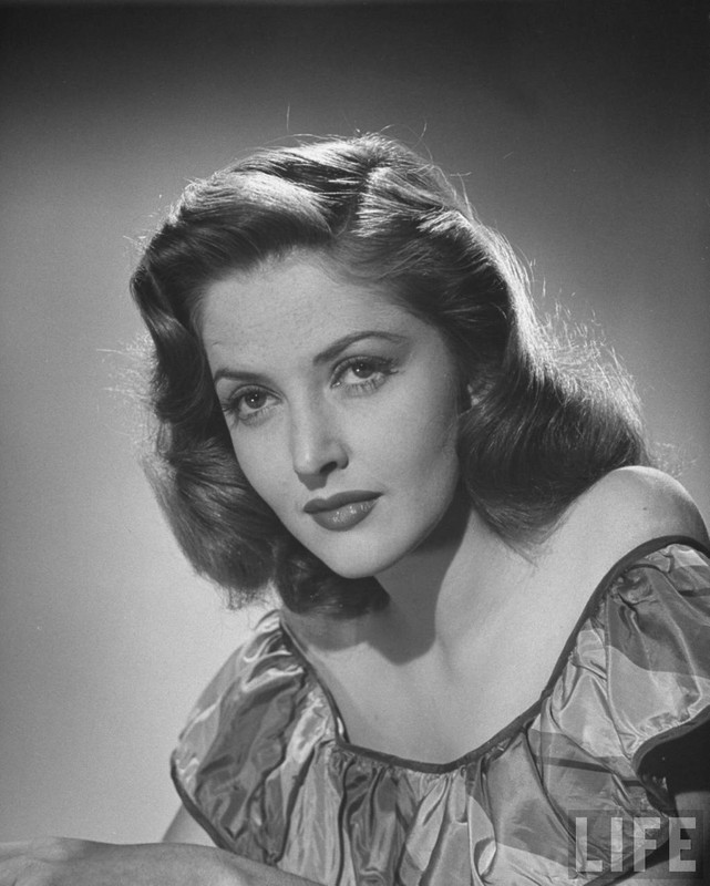 Martha_Vickers_a13