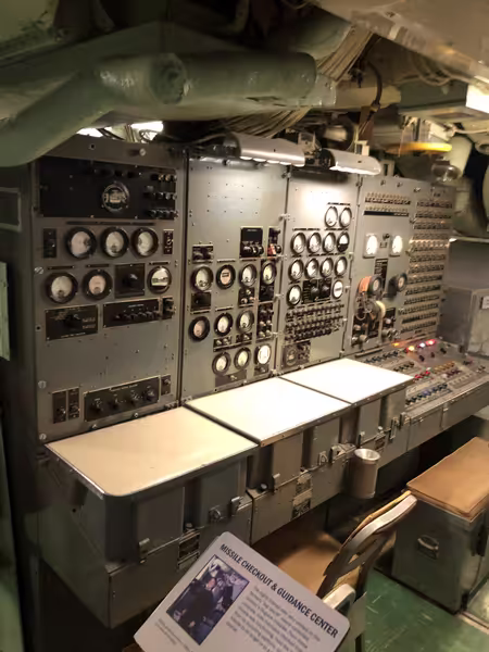 40-missile-checkout-guidance-02.avif