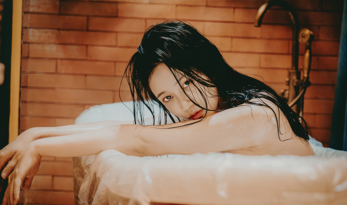 年年nnian 潜蓝写真 水下风格少女图集插图5