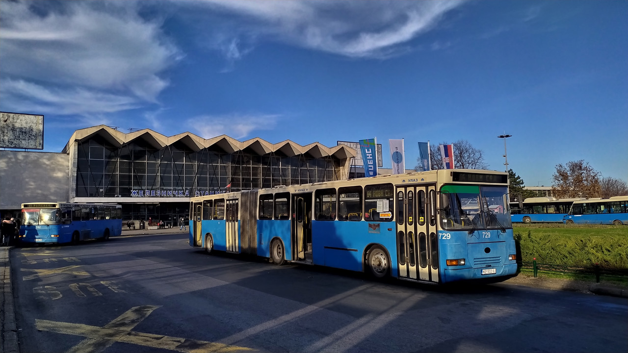 Volvo B10MA / Neobus 405GZ (1997/08) #729 i Volvo B10M / Neobus 405G (1997/08) #742 - night mode