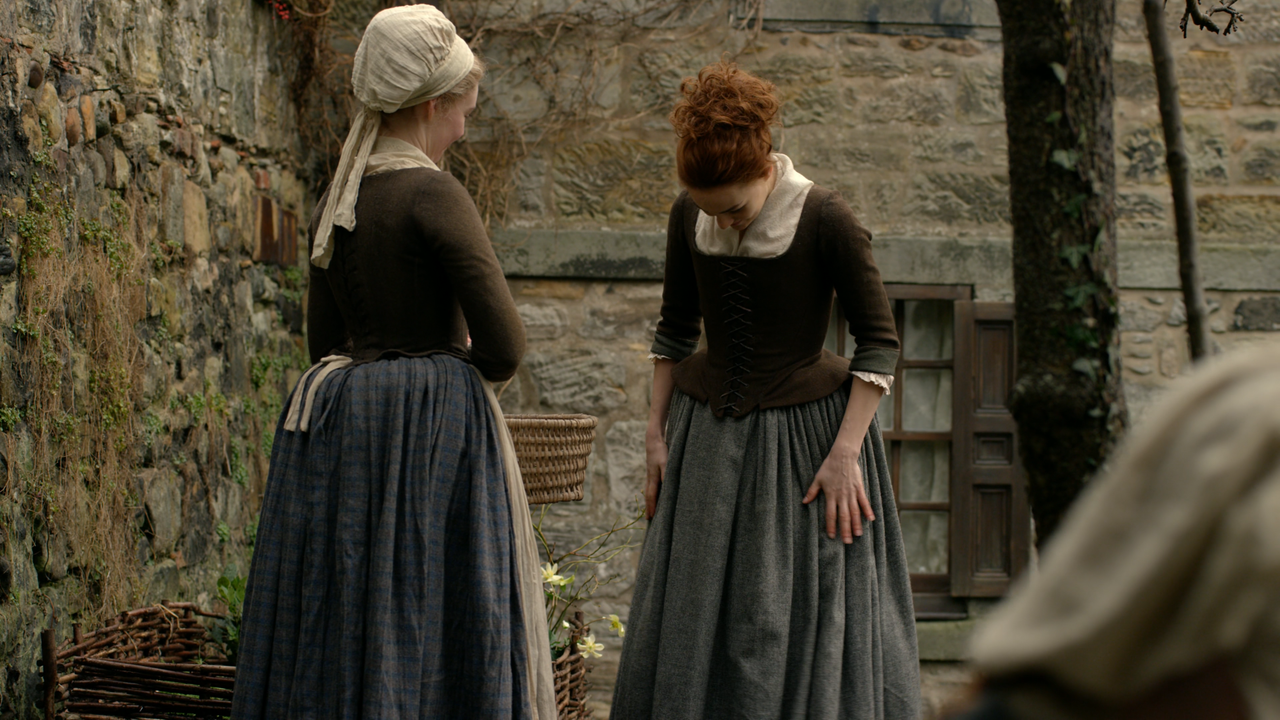 Outlander.S04E07.Down.The.Rabbit.Hole.2160p.NF.WEBRip.DDP5.1.x26