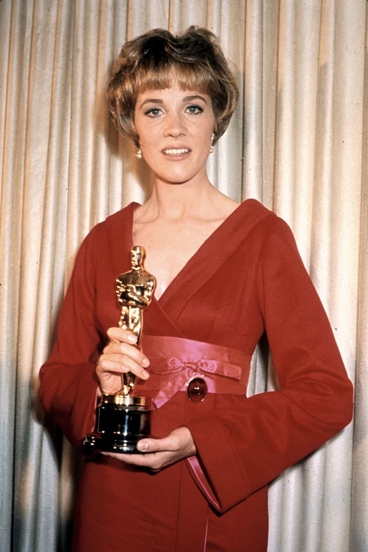 julie_andrews_mc18
