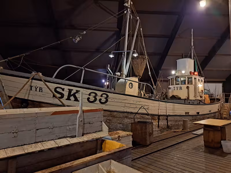 10/07/2025 AKUREYRI, DALVIK, SIGLUFJÖRDUR, HOFSÓS Y SU ESPECTACULAR PISCINA - 2º Viaje a la Tierra del Hielo y Fuego de 21 días (en construcción, con videos) (18)