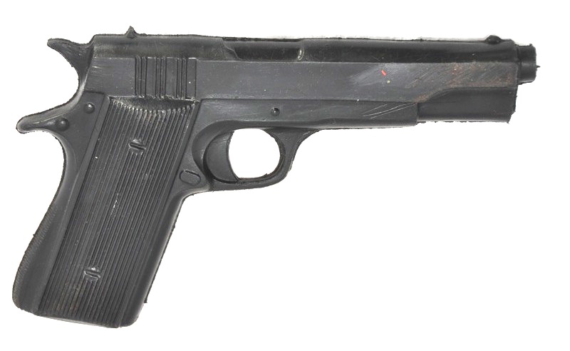 Casco-y-pistola8