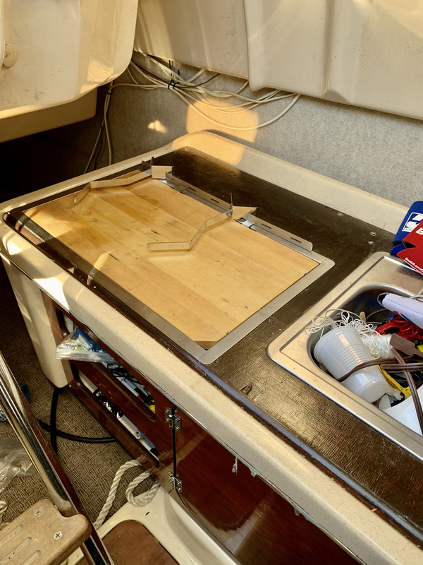 5E93BC63-2C30-4468-941F-2C46CF56C346