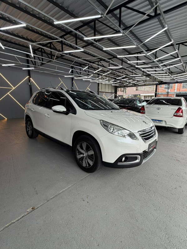 Peugeot 2008 - Foto principal