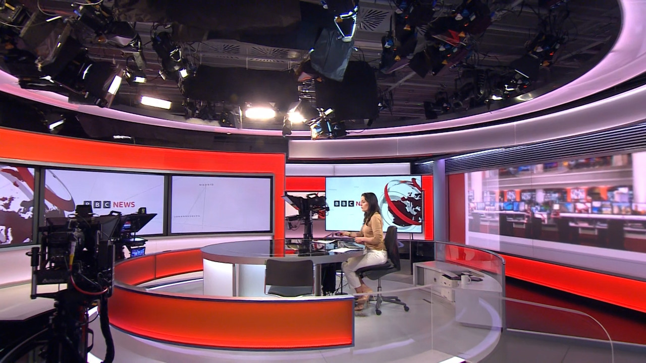 BBC News Valentine_20230426_05000600.ts_snapshot_00.01.50.257