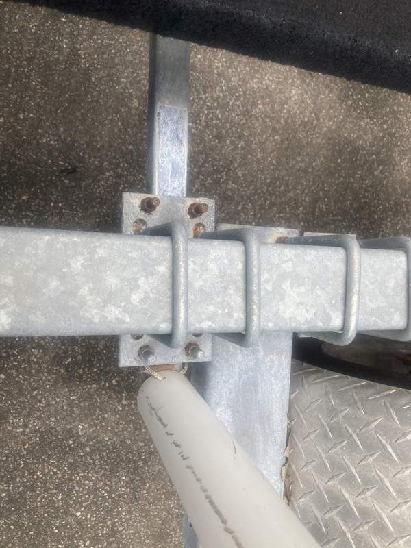 B2740445-BBB7-40BF-BF59-093458DFCA03