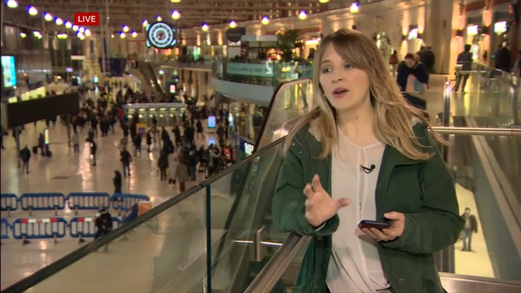 BBC London News_20220218_18301900.ts_snapshot_11.55.129