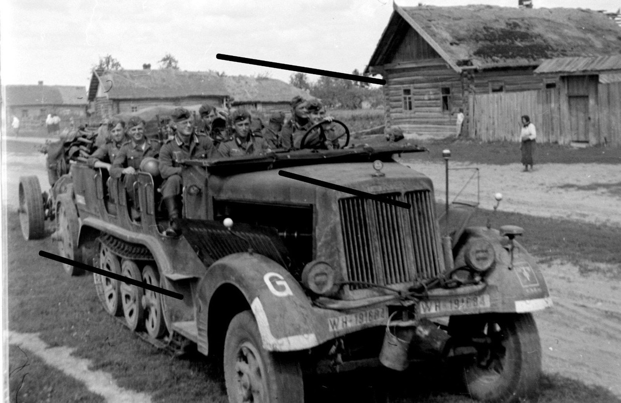 Rußland Ostfront Sd.Kfz.Zugmaschine Geschütz Panzerartillerie