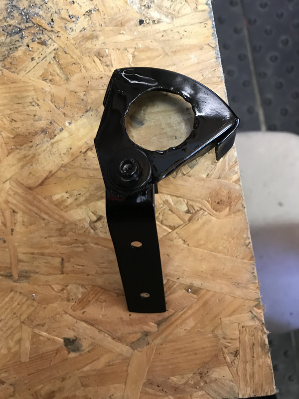 2EC9CF63-3672-442F-8CBD-2745A60F2467