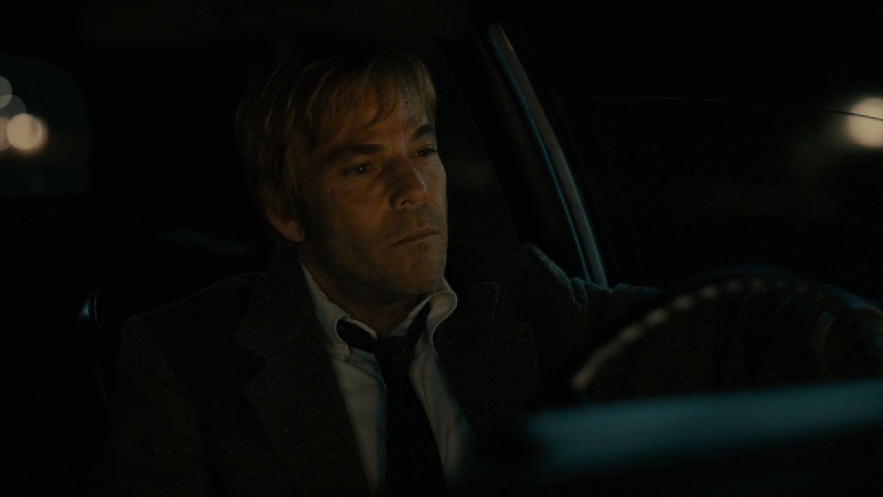 True.Detective.S03E01.La.Grande.Guerra.e.la.memoria.moderna.1080p.BDRip.ITA.ENG.x264-BlackBit[screen