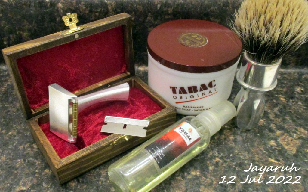 [Image: sos220712.jpg]