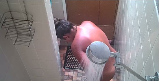 [Image: Voyeur11725075943.jpg]