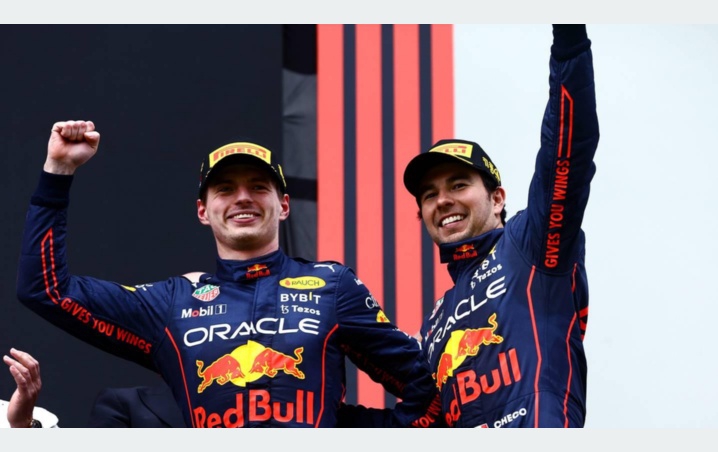 Max Verstappen llena de halagos a Checo Pérez