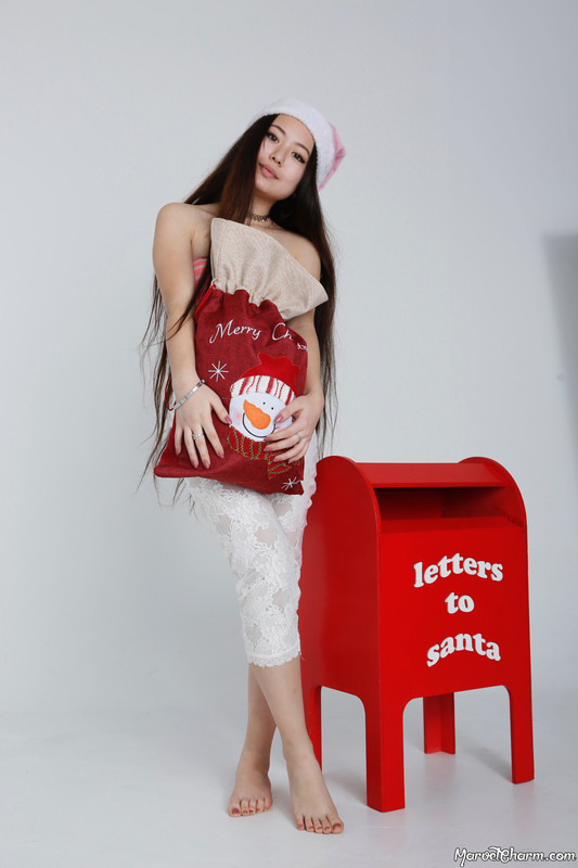 MarvelCharm_Isabella-Late-Gift-017