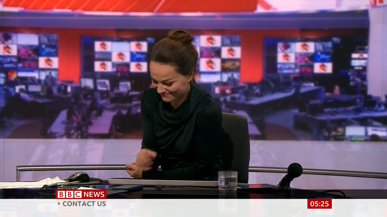 BBC News Fritz_20211210_05000600.ts_snapshot_00.26.56.387