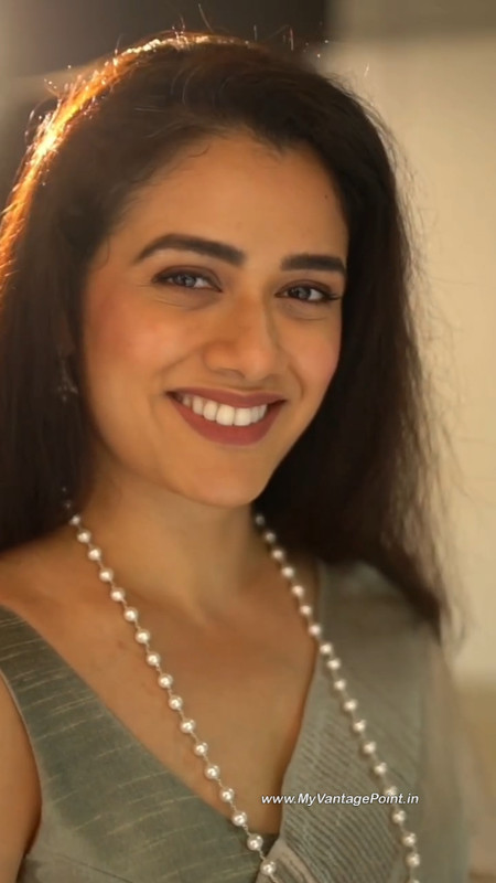 3-Girija-Oak-Godbole-Face-Closeup-Photos-My-Vantage-Point