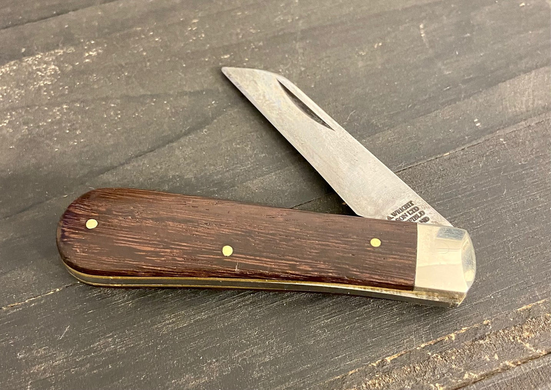 31B1A032-620A-4D2C-8DFB-40859977425F