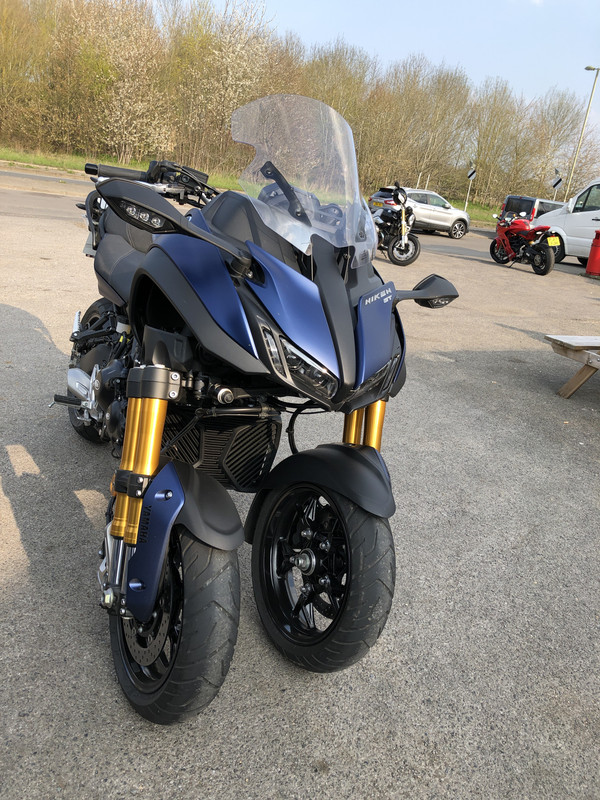 F2E76985-A1D6-4E23-8A49-65308F4A28A0