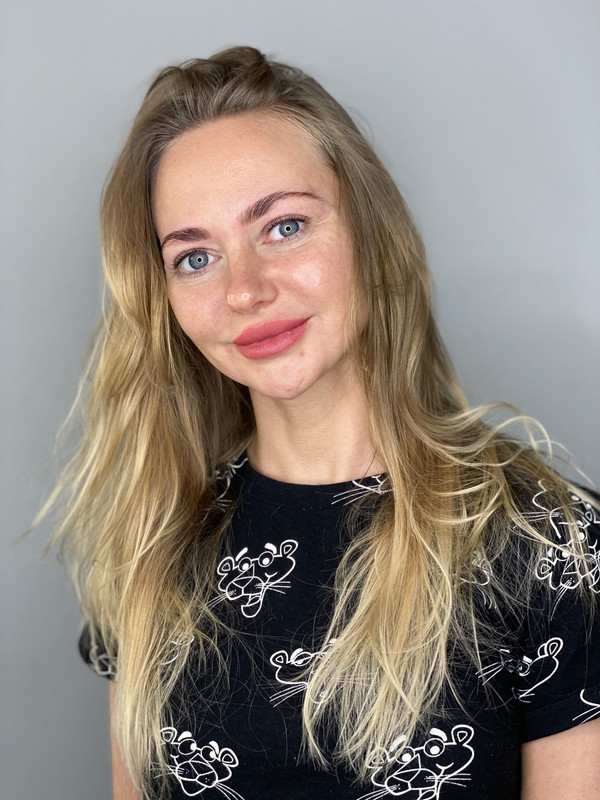 38F81A75-FB27-49A2-BB84-1A443AA1C336