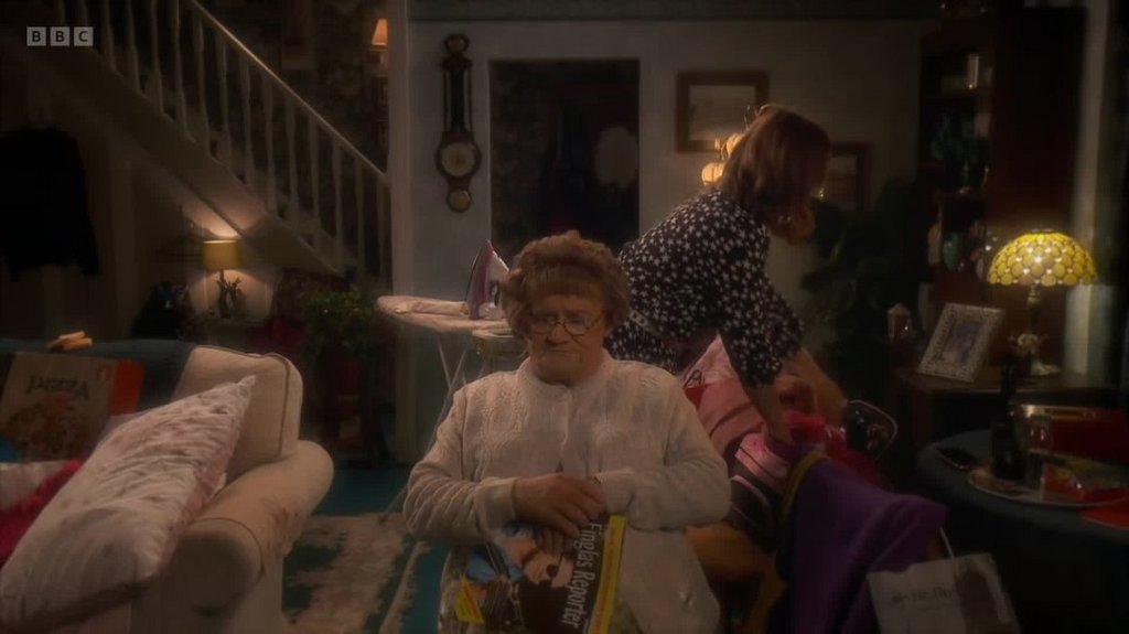 [Image: 1zl1j8f1lufx.jpg]