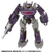 Studio-Series-SS-79-Shockwave-2