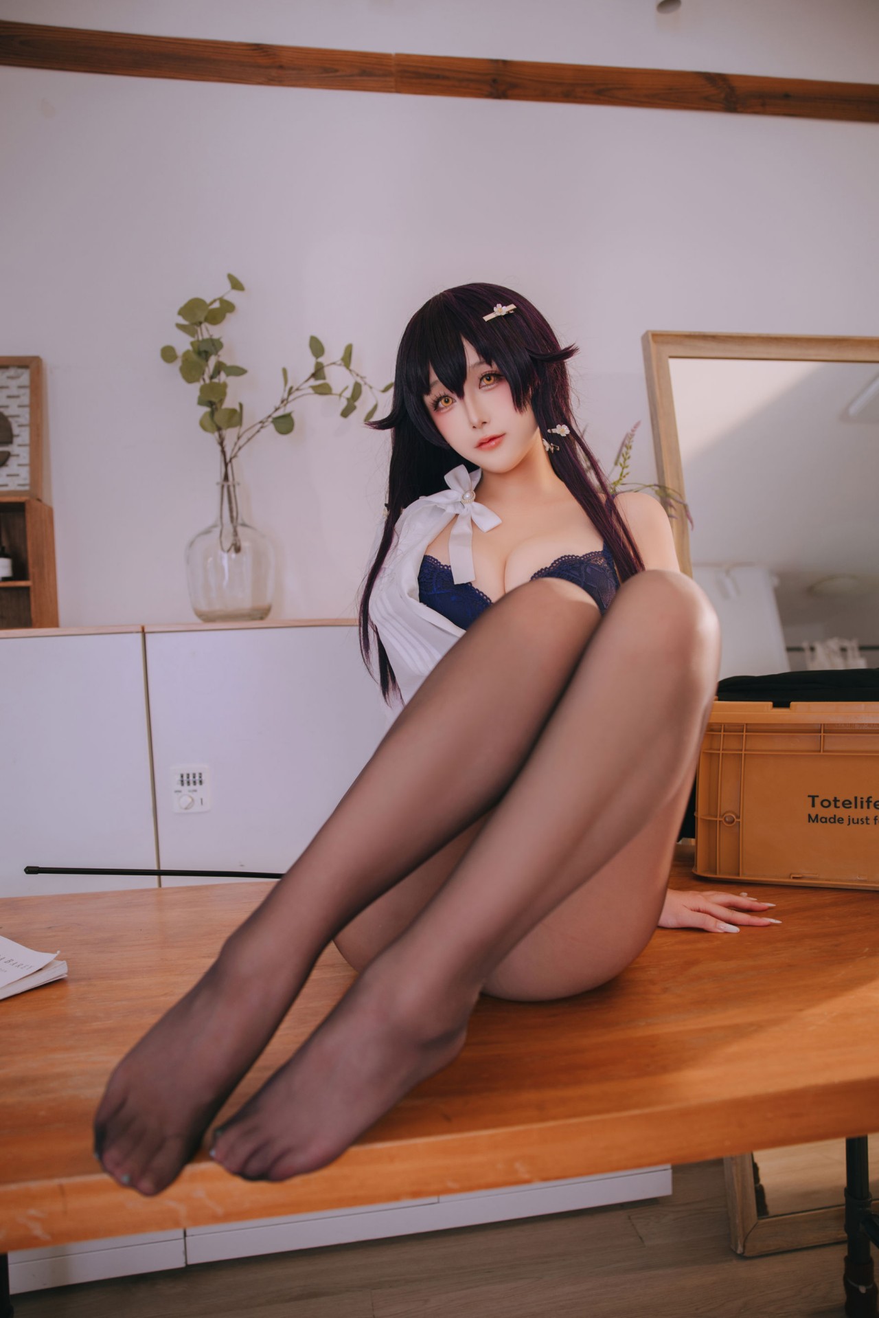 日 奈 娇《吾妻的指导课》Cosplay 作品写真图，黑色丝袜诱人看插图3