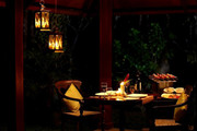فیلمها و برنامه های تلویزیونی روی طاقچه ذهن کودکی - صفحة 16 Restoran-Sham-va-Shab-Neshini