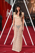 Dakota-Johnson-See-Through-To-Unda-Verity502