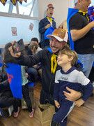 photo_5107345207850019870_y