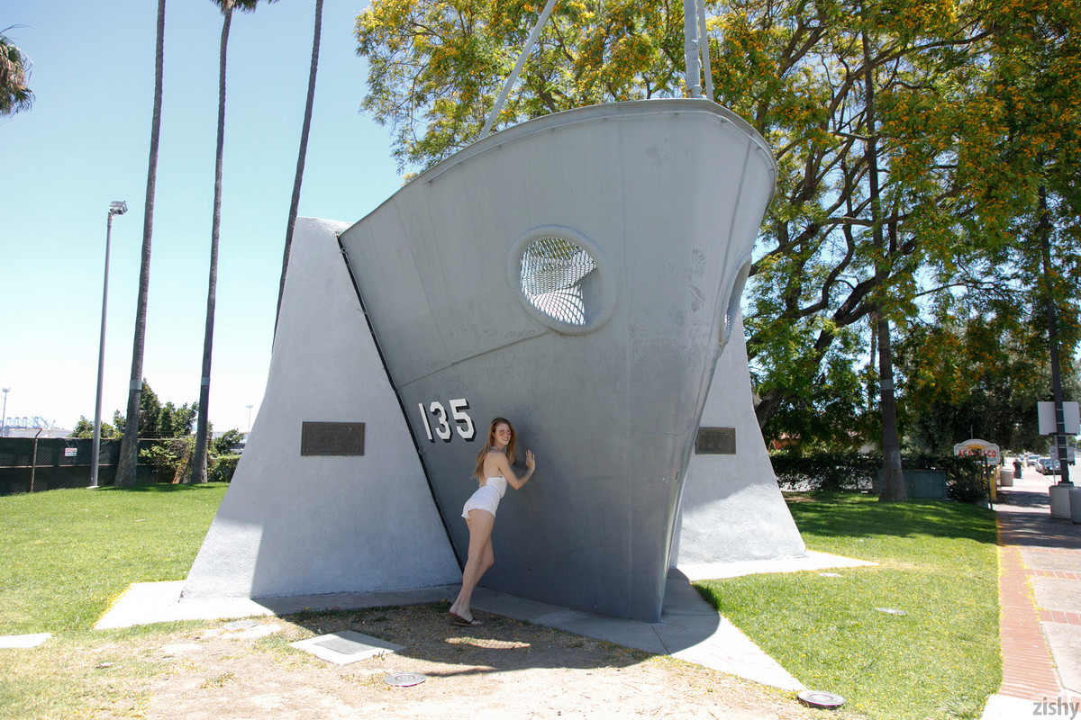 full_014_1255411414429544