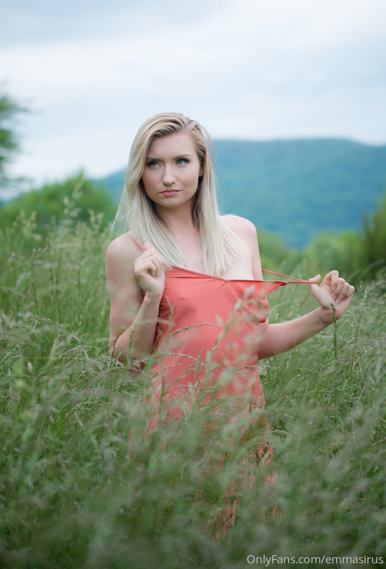 Real-Girls-BB-com-Emma-Sirus-35.jpg