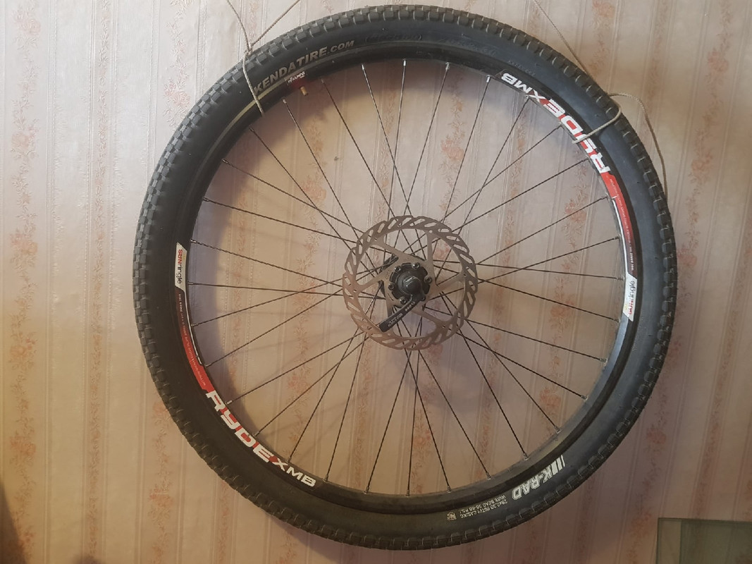 Колесо переднее 1