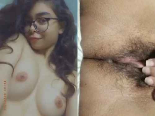 Omaal63 Cute Woman Shows Her Boobs And Private Part