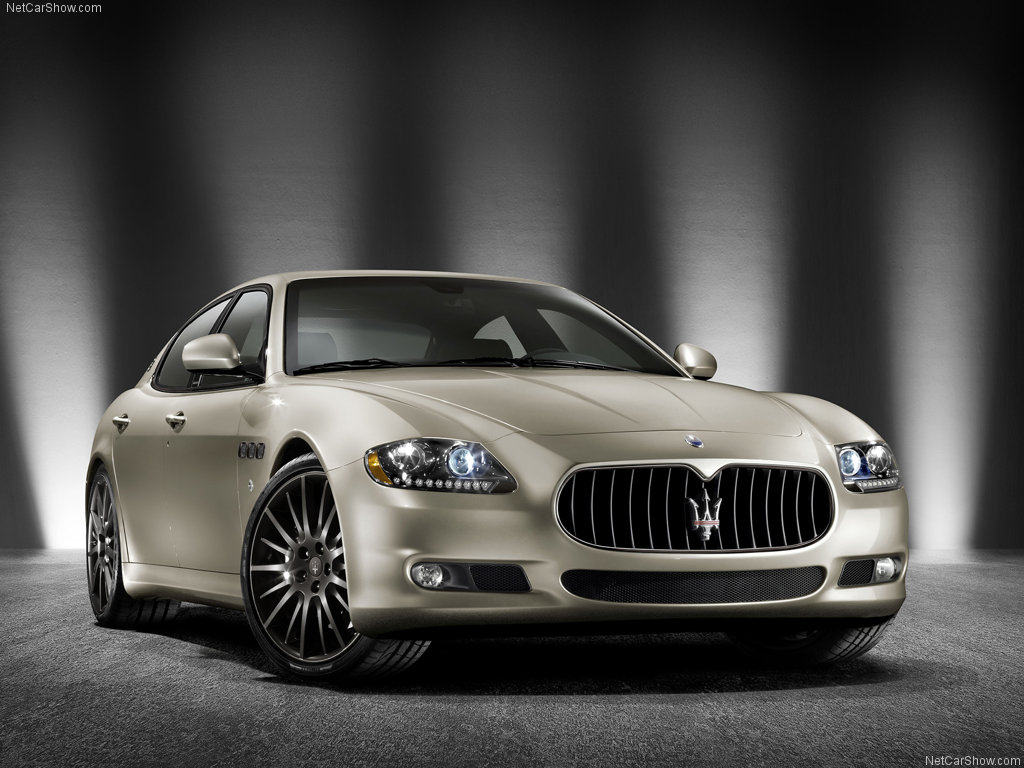 [Image: Maserati-Quattroporte-Sport-GT-S-Awards-...024-01.jpg]