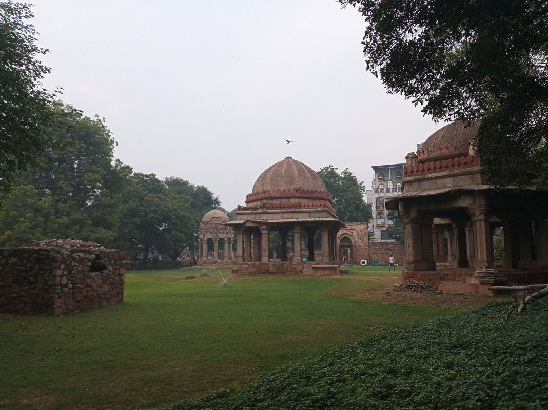 Hauz Khaz Park in Delhi