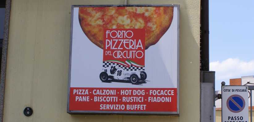 0523-27-pescaracircuit22pizzasign.jpg