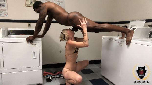 RomeMajor - Lexy Lake - Russian Neighbor Gets Major Work