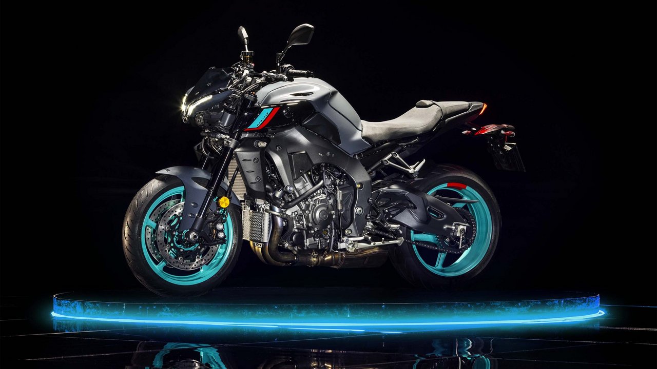 Нейкед Yamaha MT-10 2022