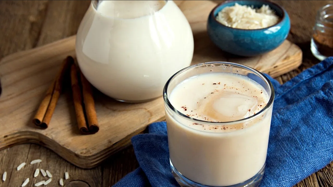 Bebida de primavera: Así puedes preparar agua de horchata con tuna