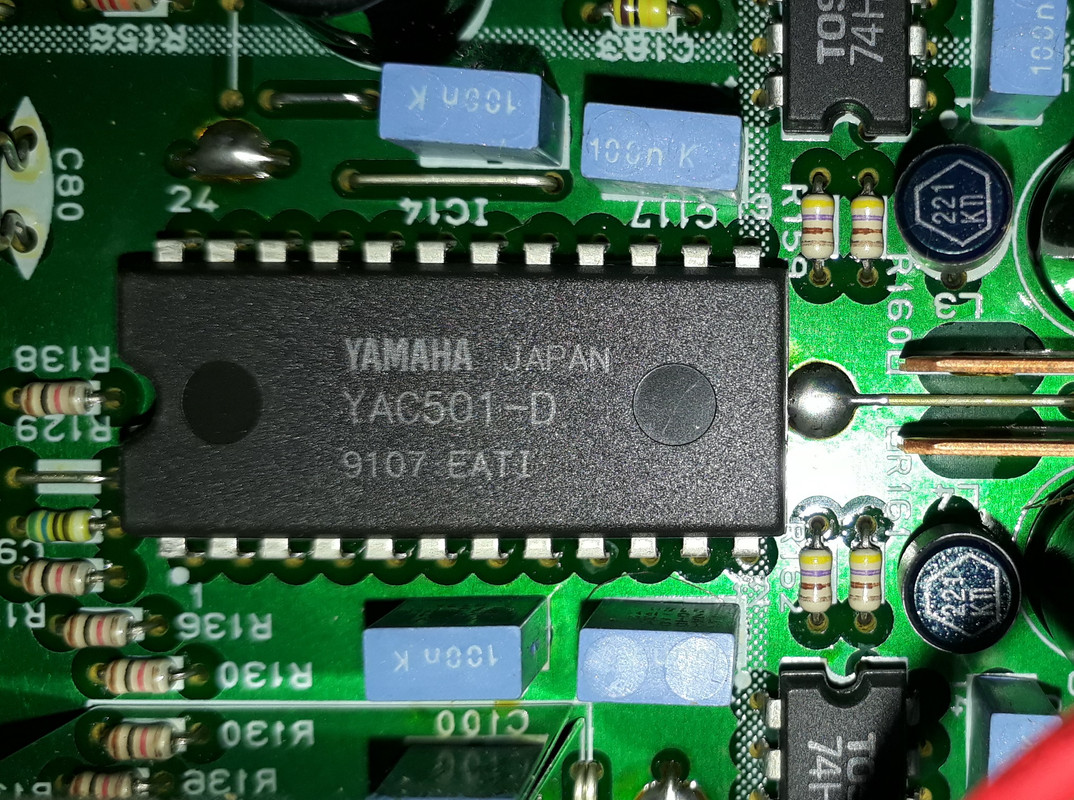 [Bild: yamaha-cdx-1050-3.jpg]