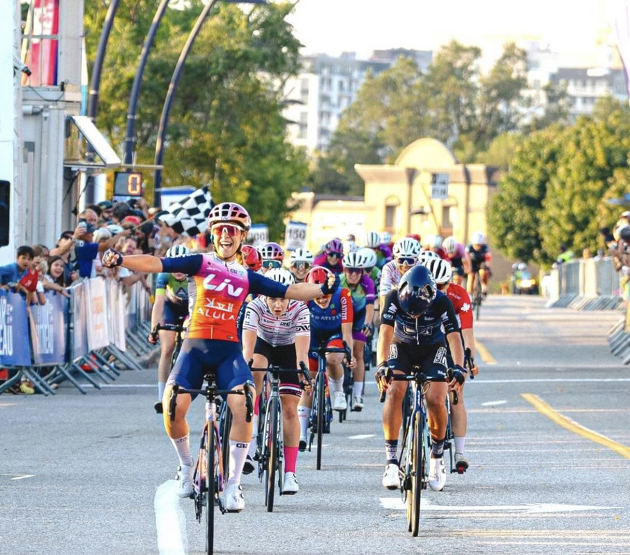 615F0EB3-E610-44E5-BCBB-A4B2E96404DC