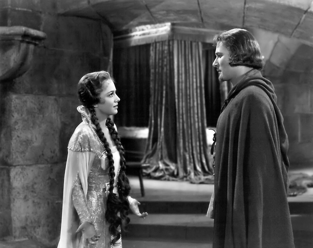 olivia_de_havilland_c27
