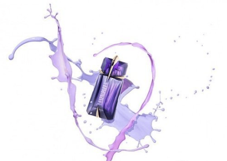 Photigy - Product Photography BTS: Alien Perfume Bottle Shot - and Some Purple Paint