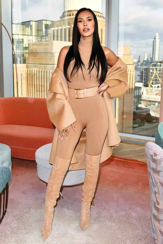 [Image: Fjdsyu-FXEAAz-GOF.jpg]