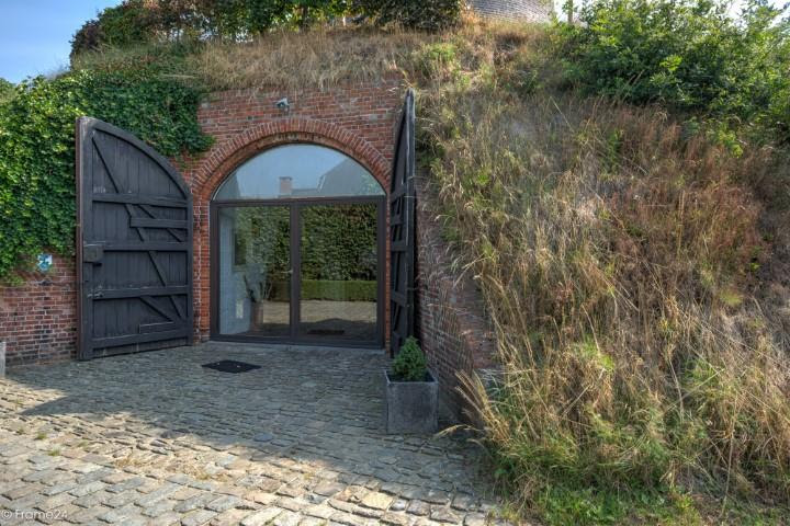 4c422f53f40e4784becff4877c2da8a2