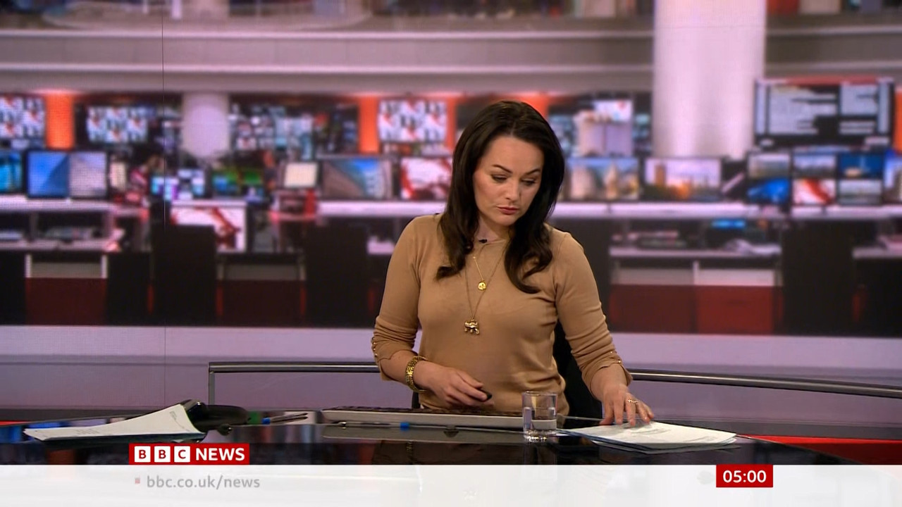 BBC News Valentine_20230426_05000600.ts_snapshot_00.01.51.429