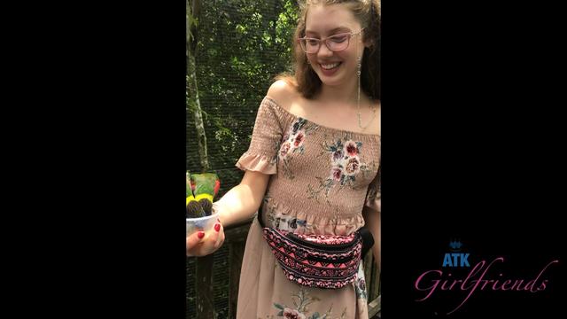EKoshka - ATKG!rlfr!3nd$ - 091119 HD.mp4_snapshot_00.41.966