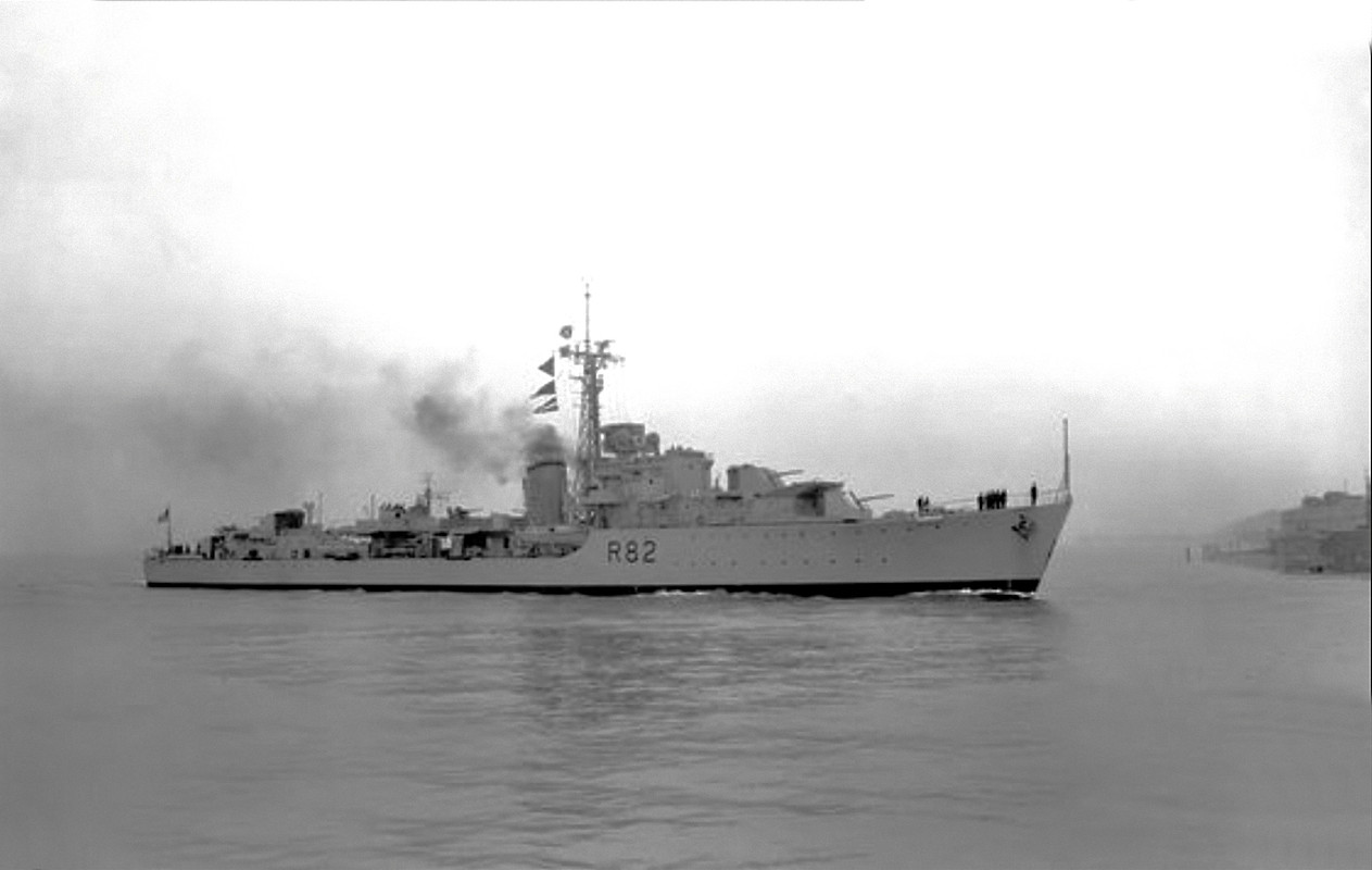 https://i.postimg.cc/HkR47QB0/HMS-Creole-1.jpg